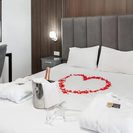 Lula Hotel 3*