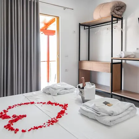 Hotel Lula 3*