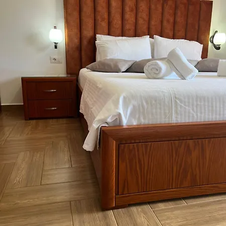 Lula Hotel Ksamil