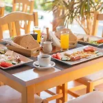 Lula Hotel 3*