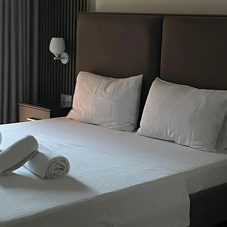 Lula Hotel Ksamil
