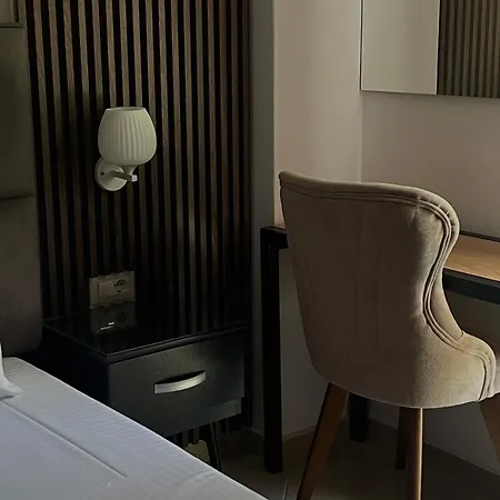 Lula Hotel 3*
