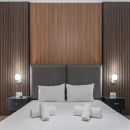 Hotel Lula 3*