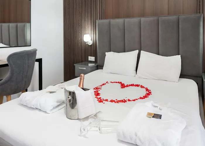 Lula Hotel 3*