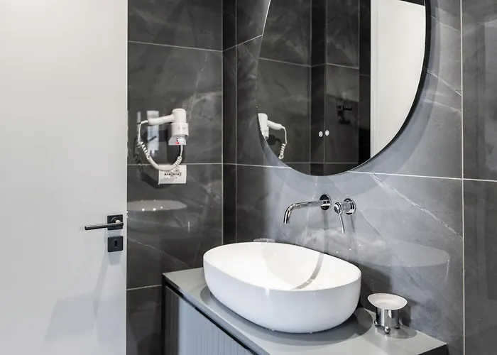 Hotel Lula 3*