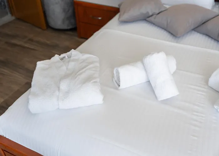 Lula Hotel Ksamil