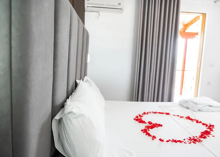 Hotel Lula Ksamil