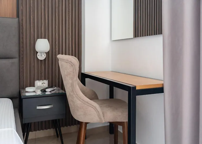 Отель Lula Ксамил