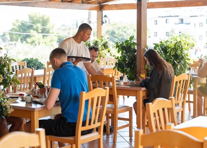 Hotel Lula Ksamil